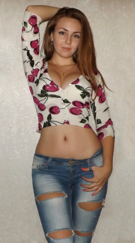 Живу в Москве и искренне обожаю свою работу. Помогу тебе расслабиться и позволить себе незабываемые ощущения. В моих услугах есть все, что ты только пожелаешь - нежный массаж, эротические игры, фантазии и еще многое другое. У меня есть отличные отзывы от моих довольных клиентов, а мои фото говорят сами за себя. 🌟 Позволь себе окунуться в мир наслаждений и отдохнуть от повседневной суеты. Обещаю, что ты не пожалеешь! 💋 22536, 28 лет