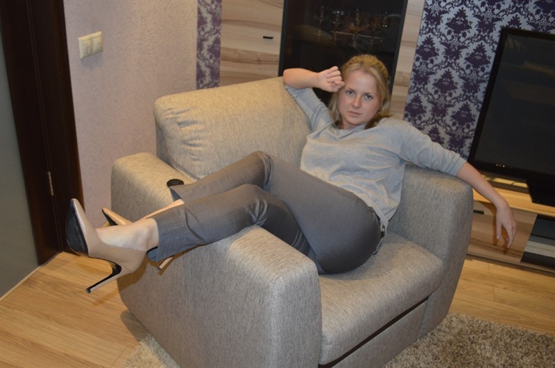 Сексуальная шатенка с изумительными формами готова исполнить твои самые сокровенные желания. Позволь себе развлечение высшего класса уже сегодня! 23089, 25 лет